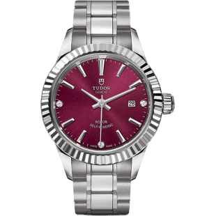 Style 28 Stainless Steel / Fluted / Burgundy-Diamond / Bracelet