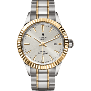 Style 28 Stainless Steel / Yellow Gold / Fluted / Silver / Bracelet