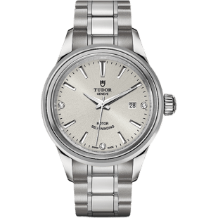 Style 28 Stainless Steel / Silver-Diamond / Bracelet